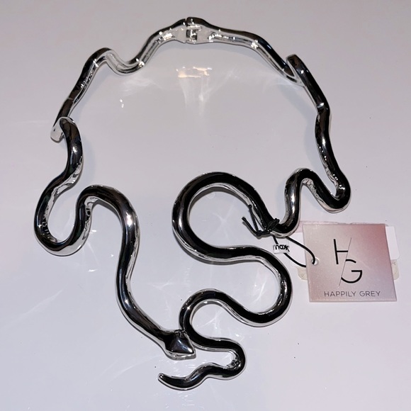 NWT Silver Snake Necklace choker unique all saints chain Happily Grey - Picture 2 of 5